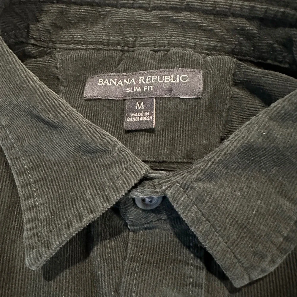 Banana Republic Shirt Mens Medium Slim Fit Corduroy Button Up Solid Dark Green